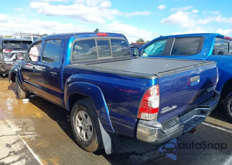 2015 Toyota Tacoma Prerunner V6 из США, поврежденный, VIN 3TMJU4GN2FM181335